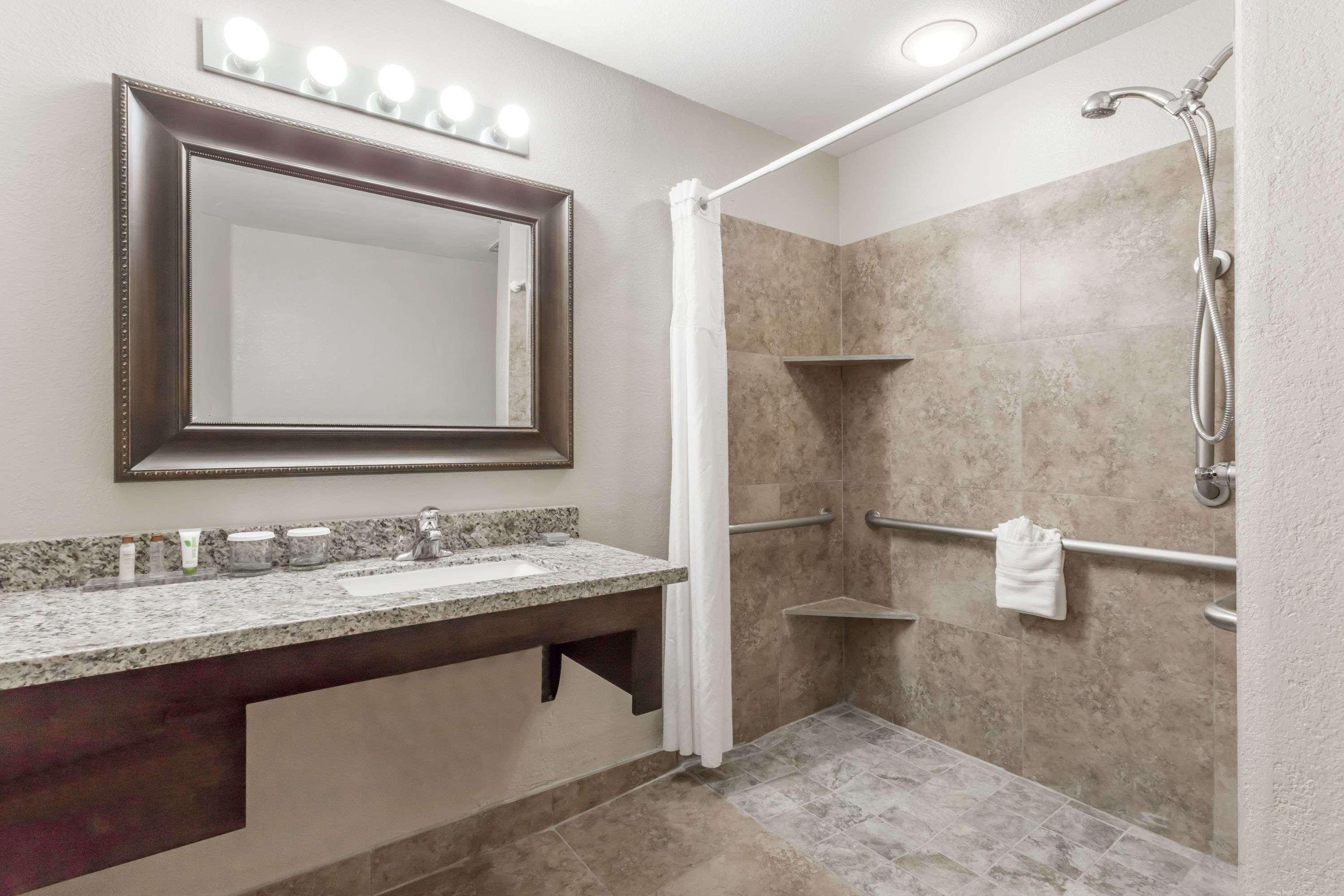 Hawthorn Suites By Wyndham Chandler Exteriér fotografie