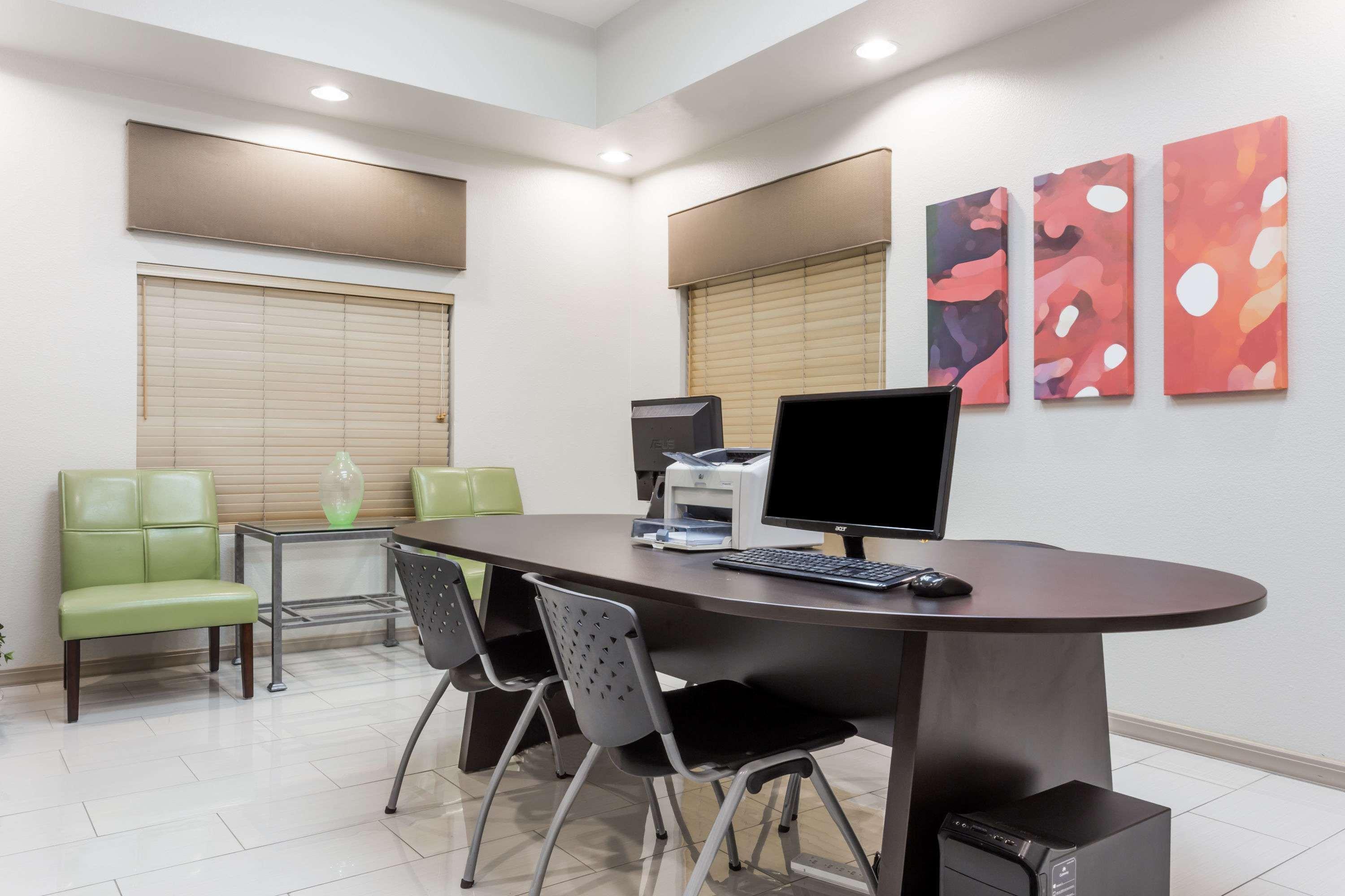 Hawthorn Suites By Wyndham Chandler Exteriér fotografie